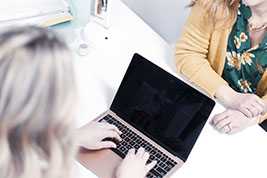 2025年的民俗掌故日历来了，潘方尔又画了什么？